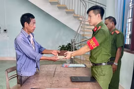 Krông Pa: Người bán rau trả lại hơn 7 triệu đồng cho người đánh rơi