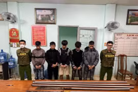 Bắt giữ nhóm thanh-thiếu niên mang hung khí để giải quyết mâu thuẫn