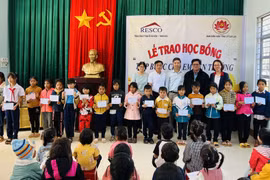 Những món quà ấm áp nghĩa tình