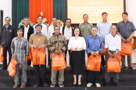 Mang Yang biểu dương người uy tín trong đồng bào dân tộc thiểu số