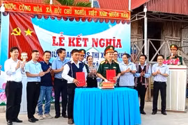 Ban Chỉ huy Quân sự thị xã An Khê kết nghĩa với làng Pốt 