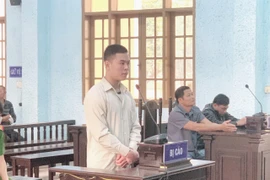 Chém người vì ghen tuông, lãnh án 11 năm tù