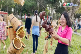 Đa dạng sản phẩm lưu niệm đặc trưng