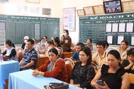 Vụ giáo viên dạy Âm nhạc ở Trường Tiểu học Cù Chính Lan: Hàng chục phụ huynh yêu cầu Phòng GD-ĐT TP. Pleiku giải quyết dứt điểm