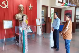 Thăm Khu di tích Quốc gia đặc biệt Ba Tơ