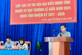 Bí thư Tỉnh ủy, Chủ tịch HĐND tỉnh Hồ Văn Niên tiếp xúc cử tri huyện Ia Pa