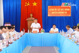 Bí thư Tỉnh ủy Hồ Văn Niên làm việc với hệ thống chính trị xã Đất Bằng