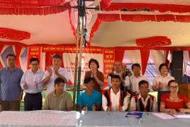 Trưởng ban Dân vận Tỉnh ủy Phạm Thị Tố Hải dự Ngày hội Đại đoàn kết tại thôn 7, xã Thăng Hưng