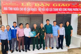 BIDV Phố Núi tặng nhà tình nghĩa cho cựu thanh niên xung phong