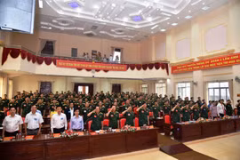 Sư đoàn 320: Khen thưởng 21 tập thể, cá nhân điển hình tiên tiến 