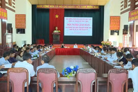 Thường trực HĐND huyện Chư Păh giao ban với Thường trực HĐND các xã, thị trấn 