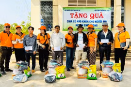 Trao 100 suất quà cho hội viên có hoàn cảnh khó khăn tại huyện Chư Prông