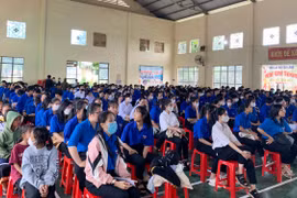 Chư Păh tuyên truyền về chủ quyền biển, đảo, biên giới và tư vấn, hướng nghiệp cho đoàn viên, thanh niên