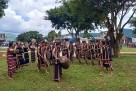 Hơn 500 nghệ nhân tham gia Ngày hội Văn hóa các dân tộc thiểu số huyện Mang Yang