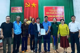 Ra mắt Tổ hội trồng cà phê và hoa thương phẩm tại phường Thắng Lợi