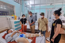 Thăm hỏi các nạn nhân trong vụ tai nạn giao thông tại ngã ba La Sơn