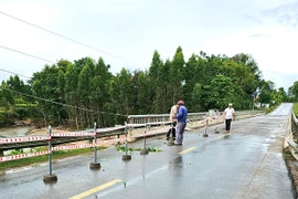 Kbang khẩn trương rà soát, bổ sung biển báo tại các ngầm tràn, khu vực nước sâu