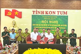 Ký kết quy chế phối hợp quản lý, bảo vệ rừng giáp ranh