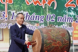 An Khê rộn ràng Hội Cầu Huê