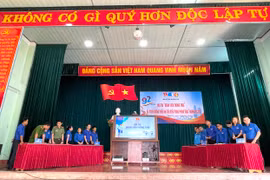 32 thí sinh tham gia Hội thi "Đoàn viên thông thái"