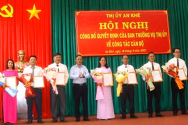 An Khê công bố quyết định về công tác cán bộ