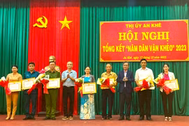 An Khê khen thưởng 25 tập thể, cá nhân điển hình “Dân vận khéo” năm 2023 