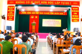  127 cán bộ chủ chốt thị xã An Khê học tập, quán triệt các văn bản của Đảng