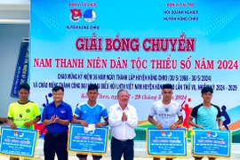 Bế mạc Giải bóng chuyền nam thanh niên dân tộc thiểu số huyện Kông Chro