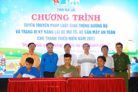 Truyền thông Luật Giao thông đường bộ cho gần 400 thanh niên Kông Chro