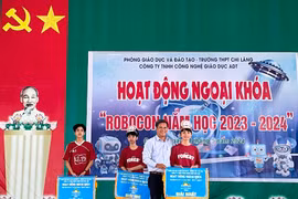 Đak Pơ: 12 đội tham gia hoạt động ngoại khóa “Robocon năm học 2023-2024” 
