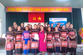 Ra mắt mô hình “Nhà sạch, vườn đẹp” làng Srắt