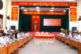 Bí thư Thị ủy An Khê Nguyễn Xuân Phước đối thoại với nông hội, hội quán