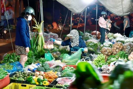 Chợ đêm Pleiku trước ngày di chuyển 