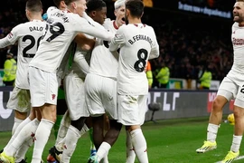 Rượt đuổi nghẹt thở, Man United hạ chủ nhà Wolverhampton phút 90+7