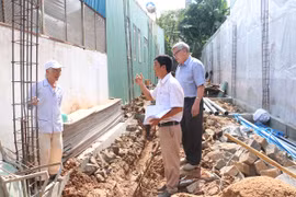 Kiên quyết xử lý tình trạng vi phạm trật tự xây dựng