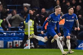 M.U gục ngã trước cuộc ngược dòng điên rồ của Chelsea