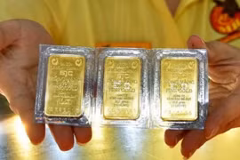 Giá hai thương hiệu vàng trong nước đồng loạt tăng mạnh