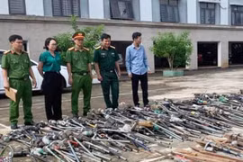 Chư Sê: Tiêu hủy 898 vũ khí, vật liệu nổ, công cụ hỗ trợ