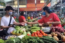 Bộ Tài chính thông tin mức giảm trừ gia cảnh với người nộp thuế