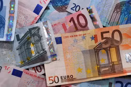 Tăng lãi suất, các ngân hàng trung ương có đi đúng hướng?