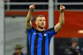 Đá 11 phút ghi 2 bàn, Inter Milan đánh bại AC Milan