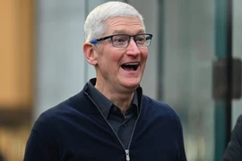 CEO Apple bất ngờ đến Việt Nam bằng máy bay riêng