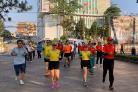 “Triệu bước chân nhân ái”: Rèn luyện sức khỏe, lan tỏa yêu thương 