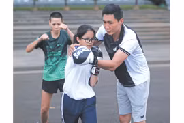 Lớp học boxing miễn phí giữa lòng Phố núi