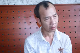 Bắt đối tượng vận chuyển 6 bánh heroin và 6.000 viên ma túy tổng hợp