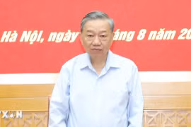 Tổng Bí thư, Chủ tịch nước: Quân đội phải được quan tâm xây dựng vững mạnh