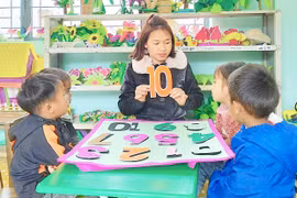 Hỗ trợ trẻ mầm non vùng khó Gia Lai vững tin vào lớp 1