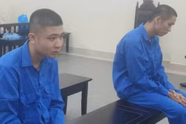 Xét xử hai gã bảo kê đánh chết khách quán karaoke