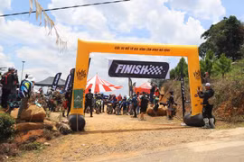 Lâm Đồng: Giải đua được cấp phép phải tạm dừng do huyện báo hoãn… nội bộ