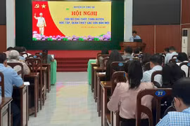 Cán bộ chủ chốt huyện Chư Sê quán triệt một số văn bản mới của Đảng